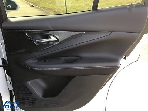 Used 2024 Chevrolet Blazer EV LT image 15