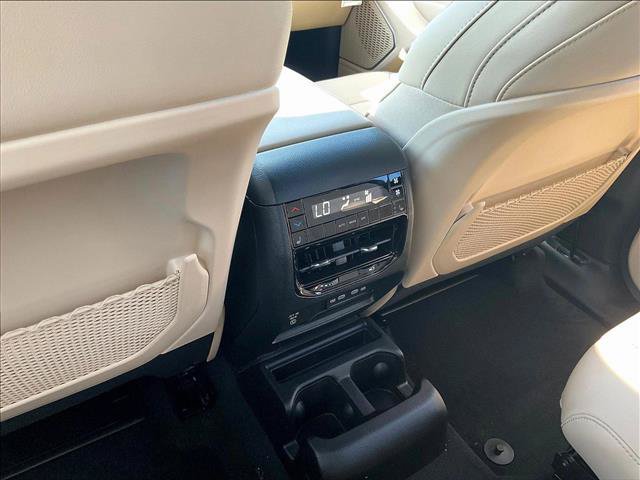 New 2026 Jeep Grand Cherokee L Limited w/ Limited Altitude Package RWD image 18
