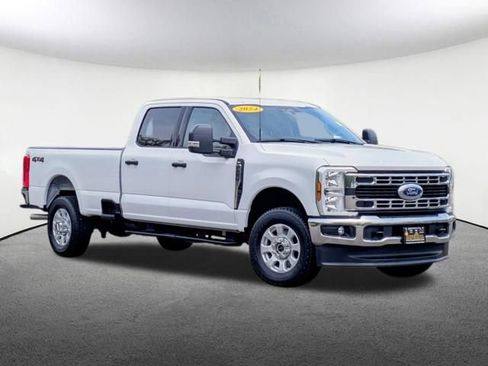 Used 2024 Ford F250 XLT AWD/4WD image 2