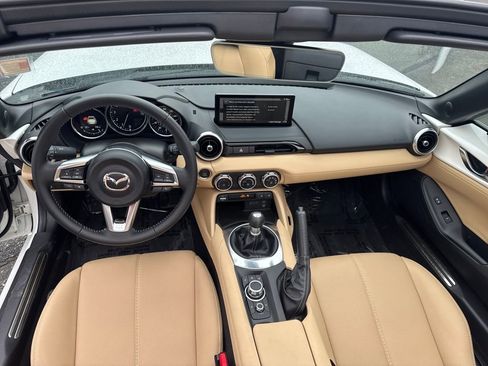 Used 2025 MAZDA MX-5 Miata RF Grand Touring w/ Weather Package image 12