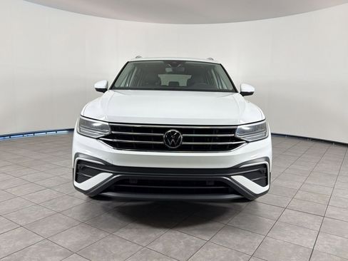 Used 2022 Volkswagen Tiguan SE image 6