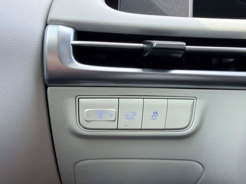 Used 2025 Hyundai Tucson SEL FWD image 18