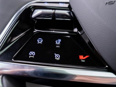 New 2026 Cadillac Vistiq Luxury w/ LPO, Floor Liner Package image 31