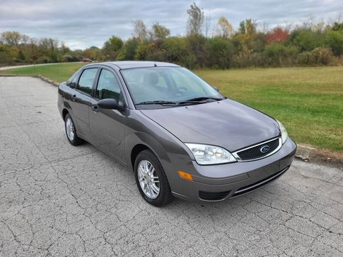 Used 2007 Ford Focus SE image 4