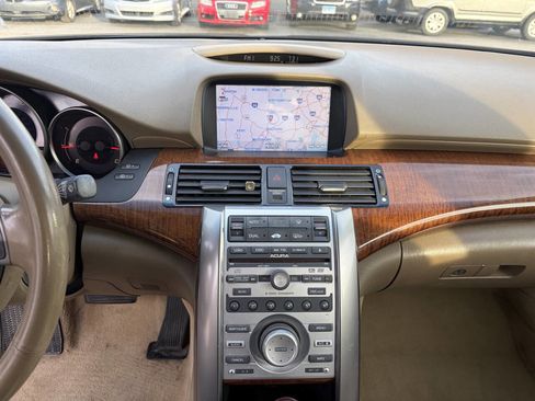 Used 2005 Acura RL image 11