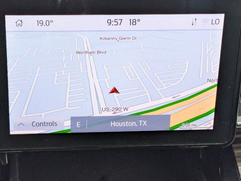 Used 2023 Ford Explorer Limited w/ Equipment Group 301A image 23