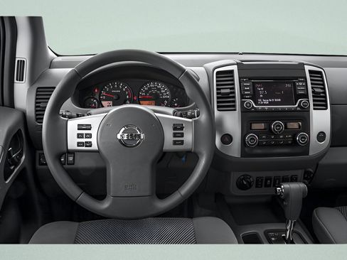 Used 2019 Nissan Frontier SV image 16