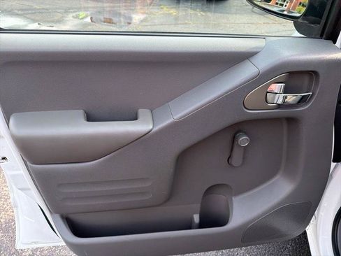 Used 2018 Nissan Frontier S RWD image 14