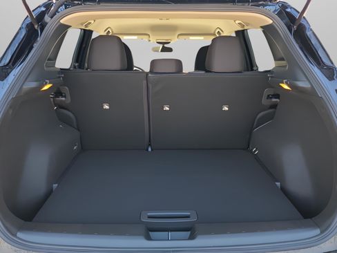 New 2026 Nissan Kicks SV image 8