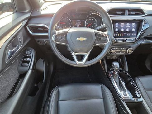 Certified 2021 Chevrolet TrailBlazer ACTIV w/ Technology Package image 16
