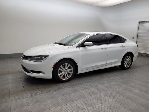 Used 2016 Chrysler 200 Limited w/ Anniversary Edition image 2
