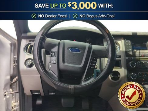 Used 2017 Ford Expedition XLT RWD image 18
