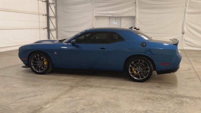 Used 2022 Dodge Challenger R/T Scat Pack RWD image 6