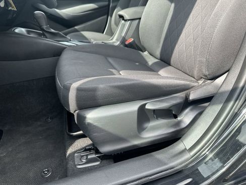 Used 2023 Toyota Corolla LE image 25