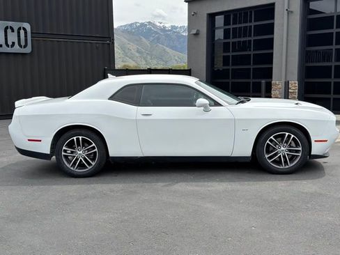 Used 2018 Dodge Challenger GT w/ Driver Convenience Group image 3