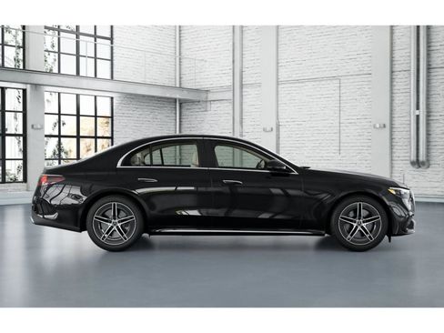New 2026 Mercedes-Benz E 450 4MATIC Sedan image 2