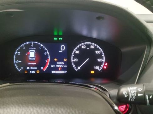 Certified 2026 Honda HR-V EX-L image 32