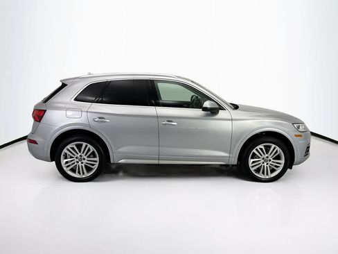 Used 2019 Audi Q5 2.0T Premium Plus w/ Premium Plus Package AWD/4WD image 4