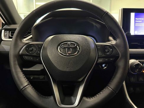 Certified 2025 Toyota RAV4 SE w/ Convenience Package image 12