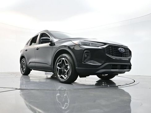 New 2026 Ford Escape Platinum image 26