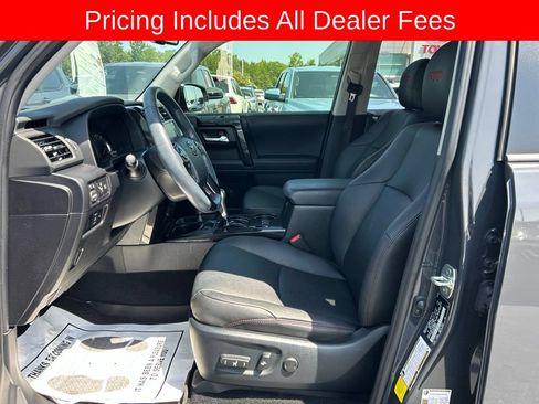 Used 2024 Toyota 4Runner TRD Off-Road Premium w/ Moonroof Package AWD/4WD image 2