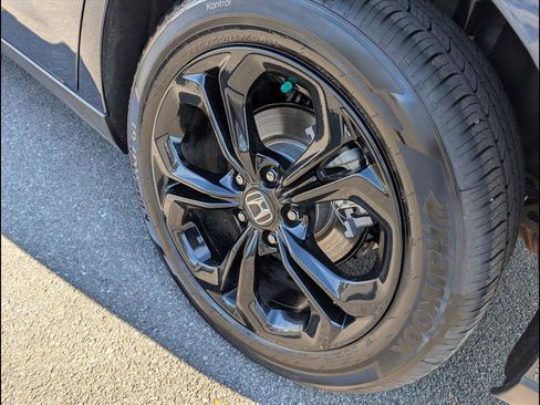 Certified 2025 Honda Accord SE image 24