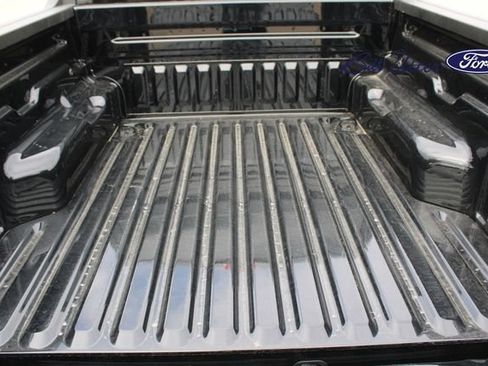 Certified 2025 Ford Maverick XLT FWD image 10