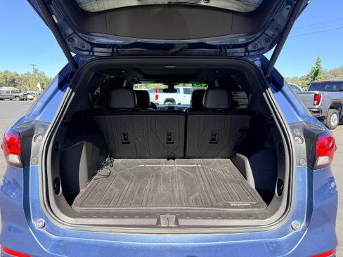 Used 2024 Chevrolet Equinox RS FWD image 9