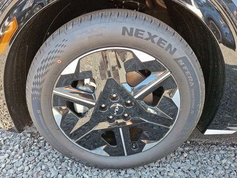 New 2025 Kia EV6 Wind image 4