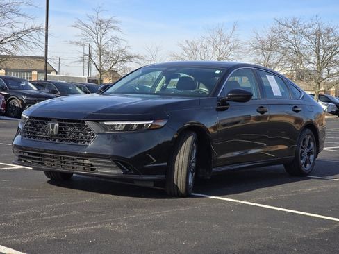 Certified 2023 Honda Accord EX image 14