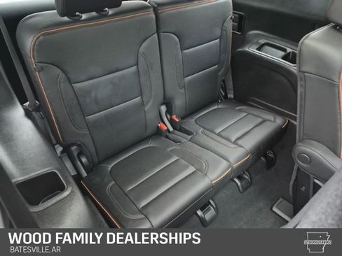 Certified 2023 GMC Acadia AT4 w/ Technology Package image 31