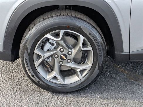 New 2026 Chevrolet Trax LT image 10