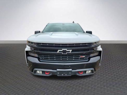 Used 2020 Chevrolet Silverado 1500 LT Trail Boss w/ Convenience Package image 2
