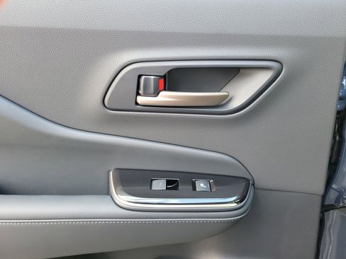 New 2026 Toyota Crown Signia image 12