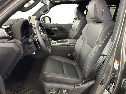 New 2026 Lexus LX 700h Luxury image 16