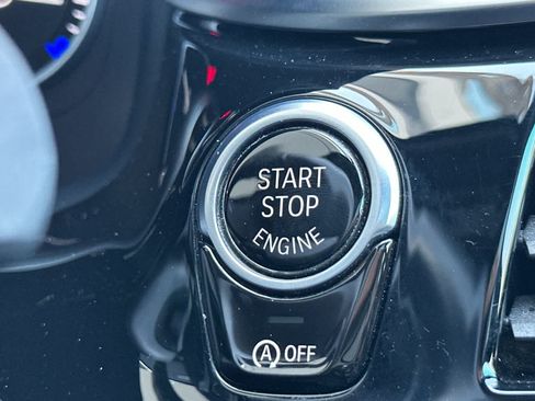 Used 2018 BMW 540i RWD image 22