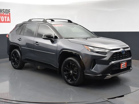 Used 2022 Toyota RAV4 XSE image 6