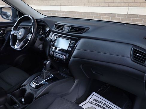 Used 2018 Nissan Rogue SV AWD/4WD image 28