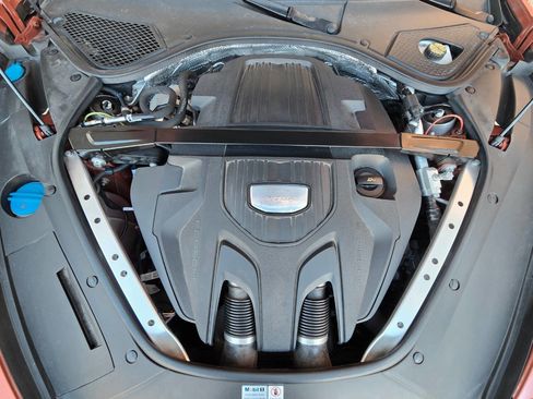 Used 2021 Porsche Panamera 4 image 10