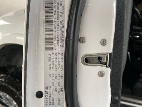 Used 2020 RAM 2500 Laramie AWD/4WD image 15