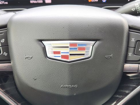 Used 2021 Cadillac Escalade Sport w/ Driver Assist Tech Package image 39