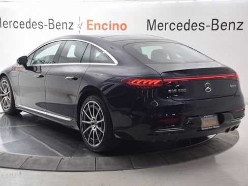 Used 2022 Mercedes-Benz EQS 580 EQS 580 image 4