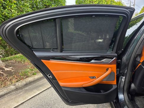 Used 2018 BMW M5 image 43