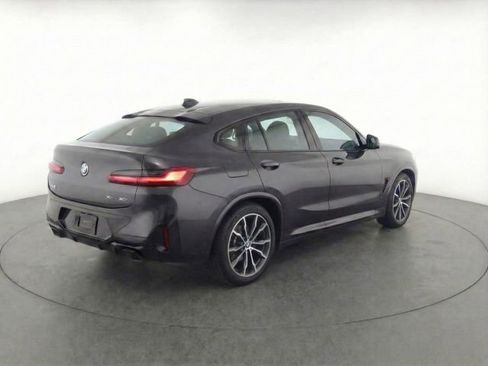 Used 2023 BMW X4 xDrive30i w/ M Sport Package image 4