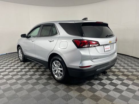 Used 2022 Chevrolet Equinox LT FWD image 16