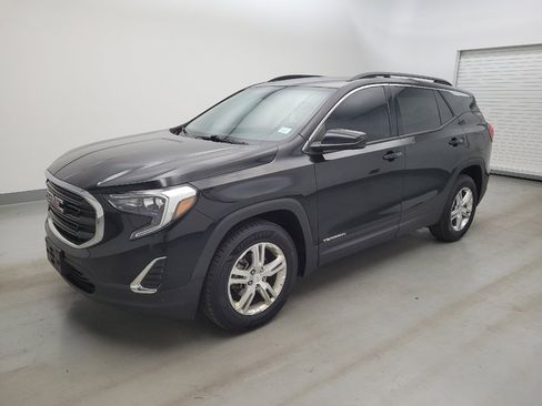 Used 2018 GMC Terrain SLE w/ Driver Convenience Package AWD/4WD image 2