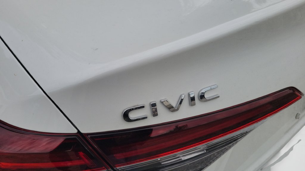 Used 2025 Honda Civic Sport image 9