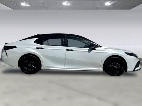 Certified 2021 Toyota Camry XSE FWD image 8