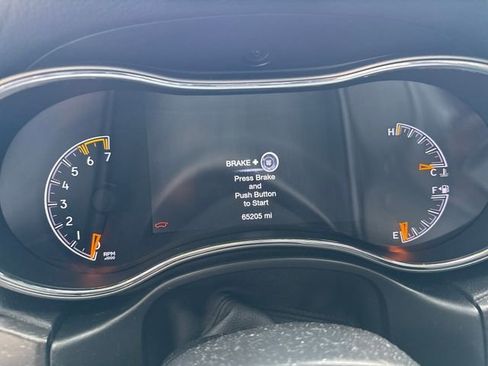 Used 2018 Jeep Grand Cherokee Limited w/ Trailer Tow Group IV AWD/4WD image 16
