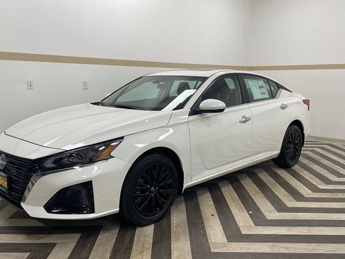 New 2025 Nissan Altima 2.5 SV w/ SV Special Edition Package image 1